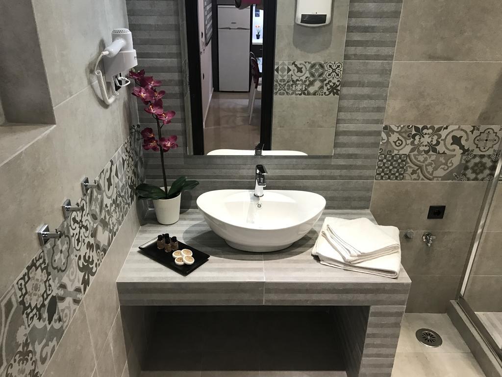 ארמונס Serenita Apartments מראה חיצוני תמונה