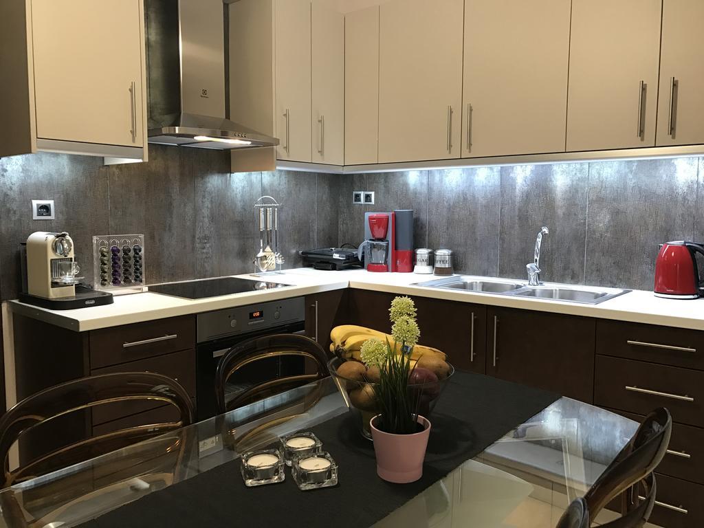 ארמונס Serenita Apartments מראה חיצוני תמונה